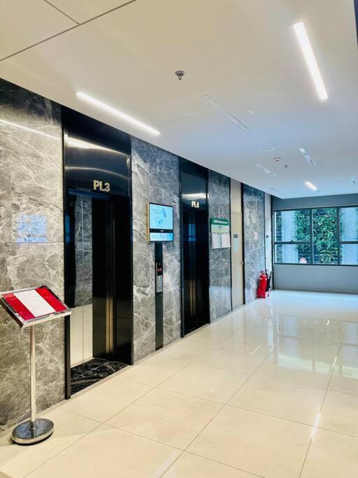 Apartment Fuzzi Cozy In D1 Soho Ho Chi Minh City