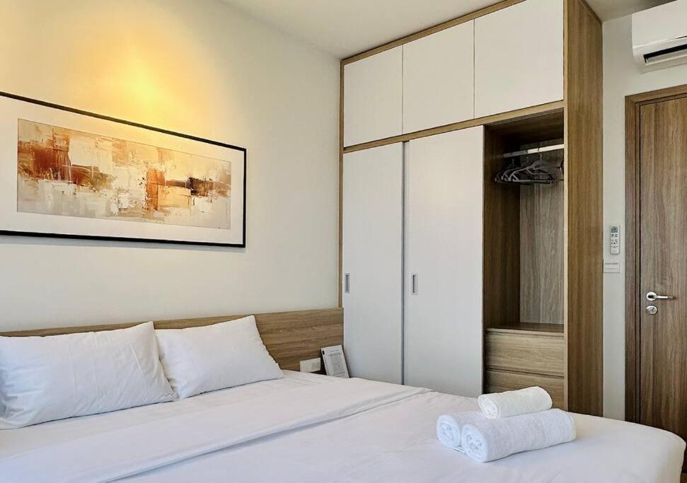 Căn hộ Fuzzi Cozy In D1 Soho